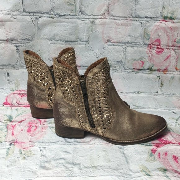 Anthropologie Seychelles Women Sz 8.5 Gold Woven S - Picture 3 of 11